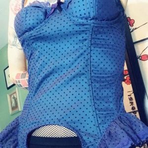 Women's VICTORIAS SECRET corset and panties, sz 34